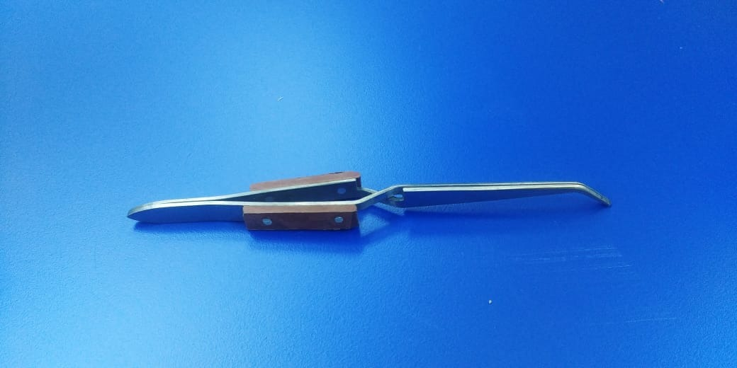 JEWELLERY TWEEZER BENT