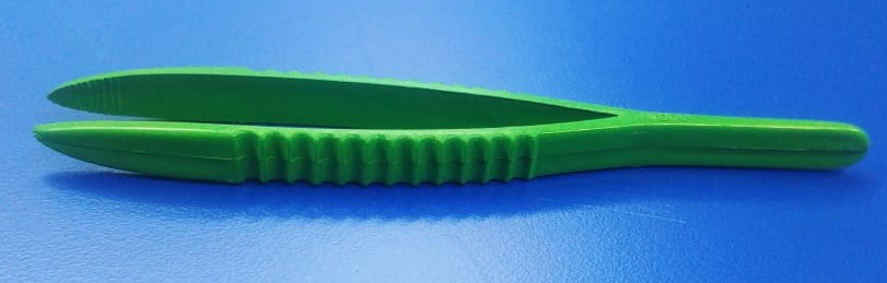 PLASTIC TWEEZER 2